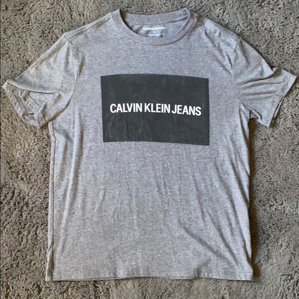 Calvin Klein Tee Shirt